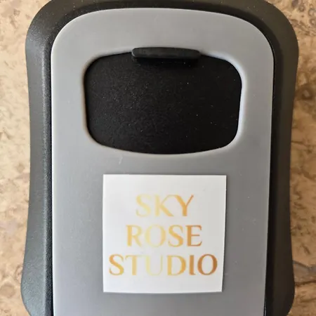 Sky Rose Διαμέρισμα *